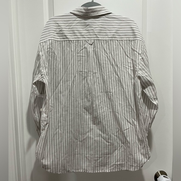 Tuckernuck Grey and White Stripe Wexler Cotton Button Down Size Small - Picture 8 of 9